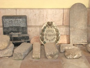 Grave stones outside the synagogue